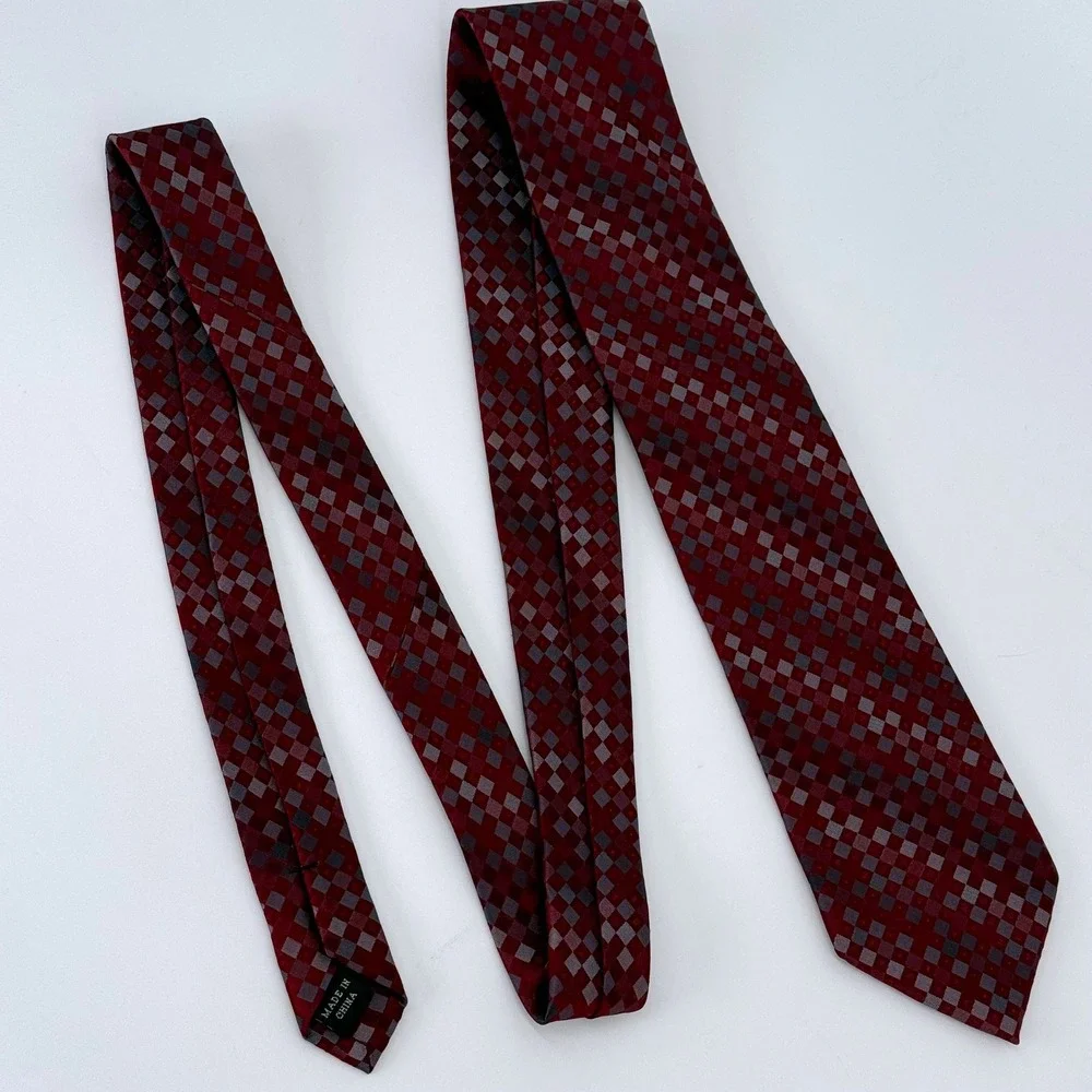 Calvin Klein Mens Silk Tie‎ Burgundy Red Gingham Checkerboard Pattern 61